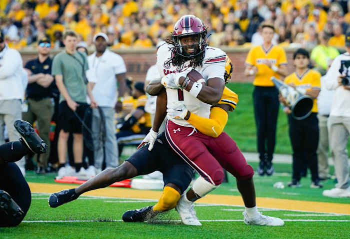 Trey Knox trying to shake off a tackler near the endzone vs Missouri (21st Oct., 2023)